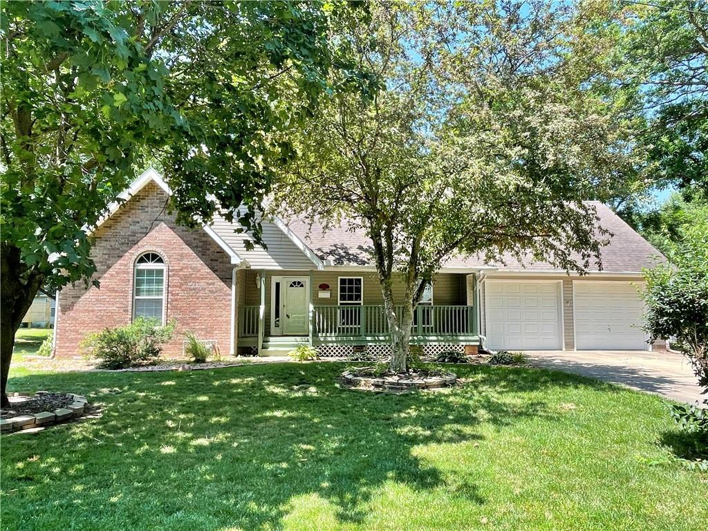 114 South Dittman Street, Frontenac, KS 66763 | Compass