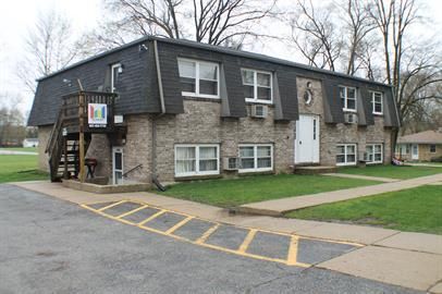 $1,300 | 3313 Colgate Avenue, Unit 3313 | Zion