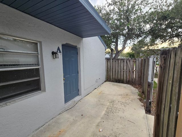 $1,350 | 2013 Oleander Boulevard, Unit A | Fort Pierce