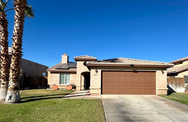 $339,999 | 201 West Juniper Trail | Blythe