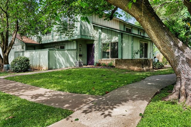 $279,900 | 5125 Fort Clark Drive | East Congress