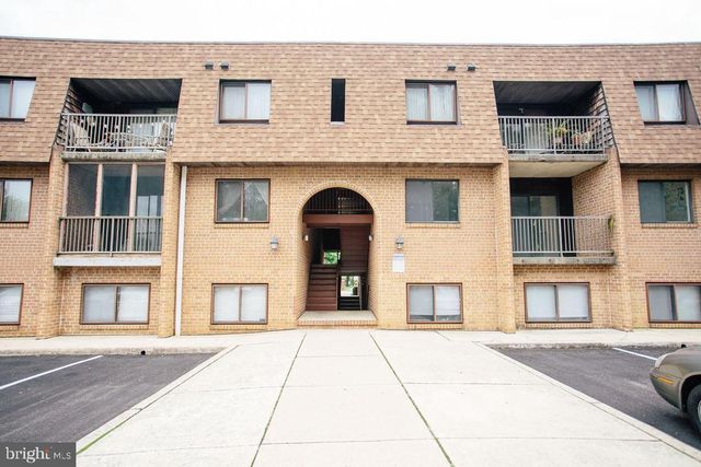 $169,900 | 316 White Horse Pike, Unit 204 | Collingswood