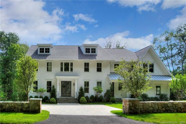 $5,550,000 | 27 Narrow Rocks Road | Compo-Owenoke Historic District