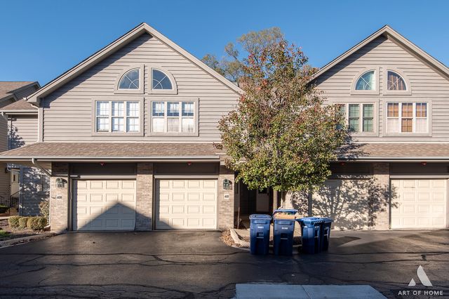 $329,990 | 410 Clarendon Court | Clarendon Hills