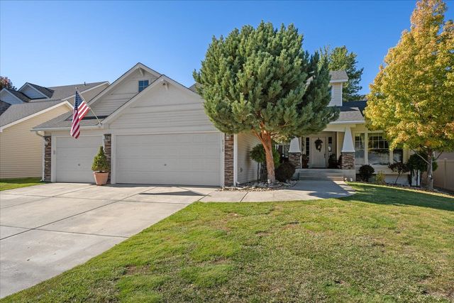 $520,000 | 8910 East Vista Park Drive