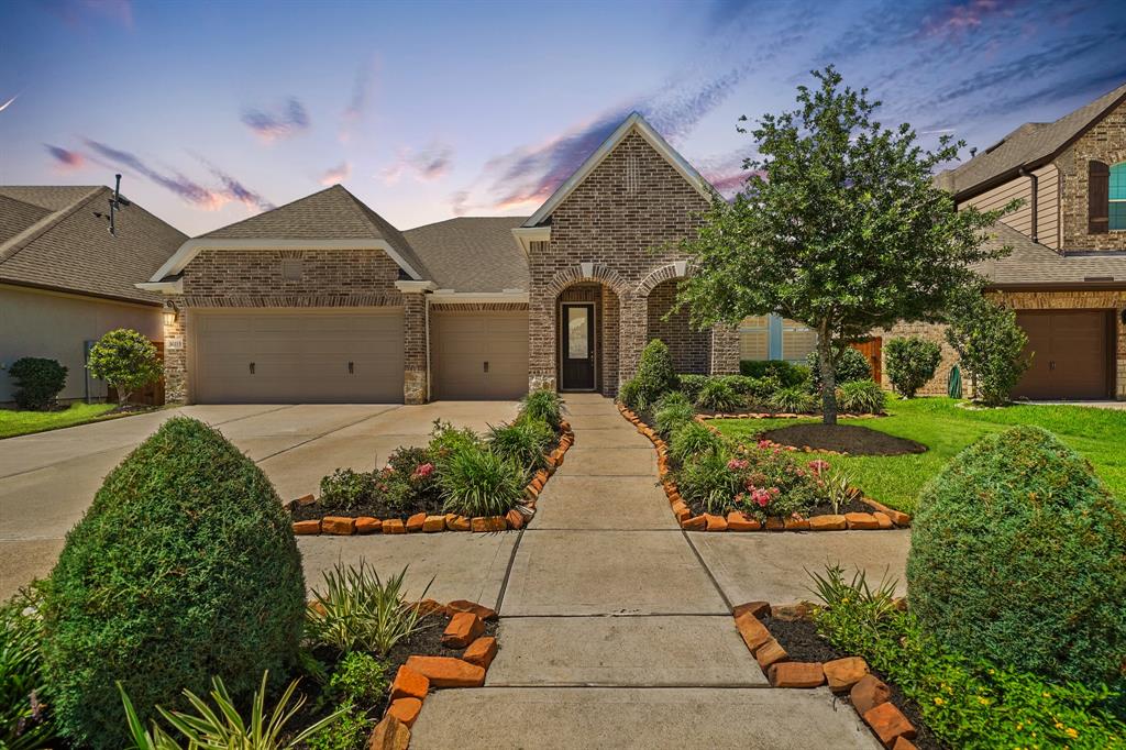 This gorgeous home completed in 2019 and built by David Weekley Homes is located within walking distance to Sawmill Lake and within one mile of the zoned elementary, middle & high schools. Features include a brick exterior highlighted by keystone accents and surrounded by professional landscaping including stone-lined flower beds serviced by an automatic sprinkler system. As an added bonus, a Generac whole home generator was installed in 2022 and will remain with the home!