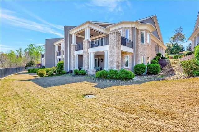 $630,000 | 120 Regatta Drive