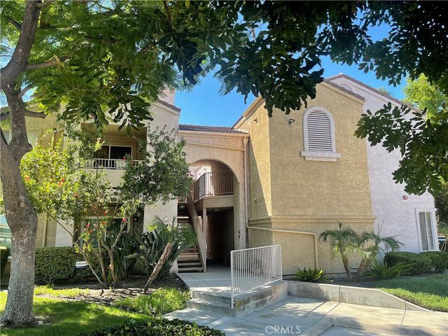 $2,395 | 2400 Del Mar Way, Unit 208 | Sierra del Oro