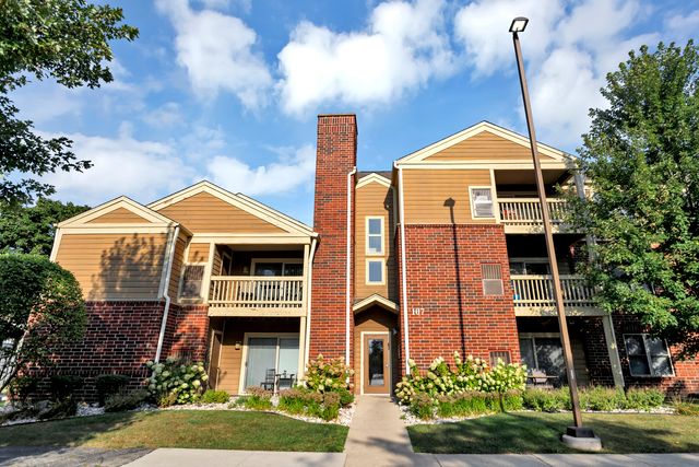 $189,900 | 107 Glengarry Drive, Unit 9303 | Bloomingdale