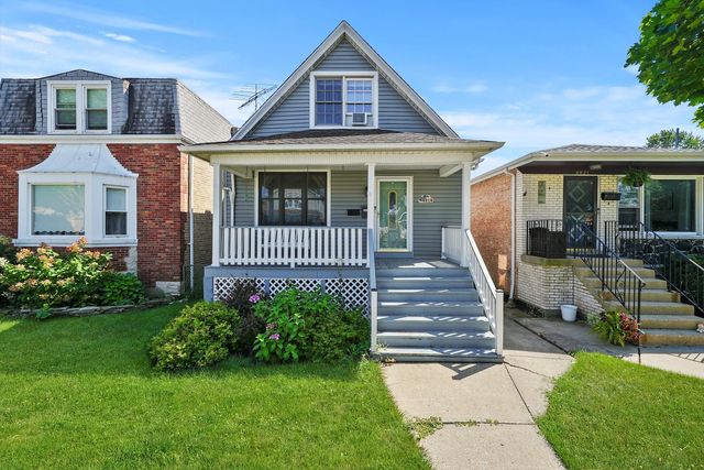 $475,900 | 4919 West Argyle Street | Forest Glen