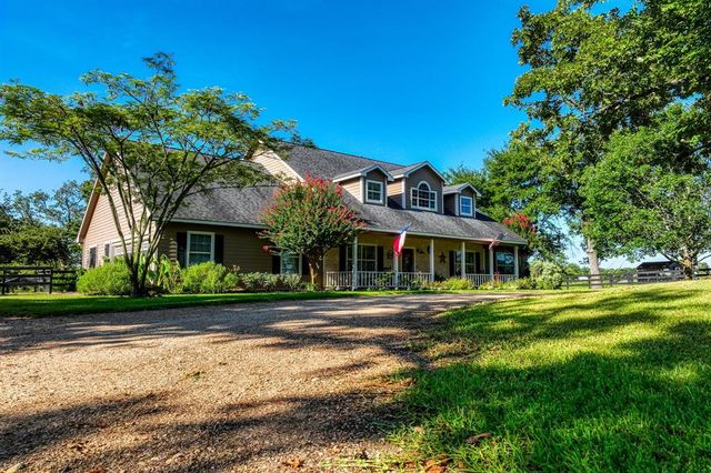 $1,545,000 | 415 Lynn Road