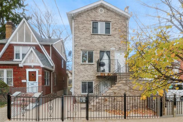 $1,199,999 | 505 Taylor Avenue | Soundview