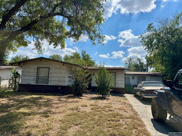 $129,000 | 138 Westmont Drive | Lackland Terrace