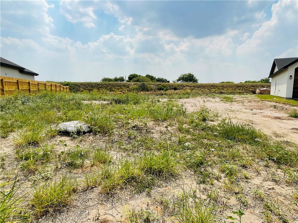 View of yard featuring a rural view