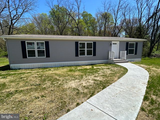 $152,900 | 15 Pawnee Drive | Lower Windsor Township - York County