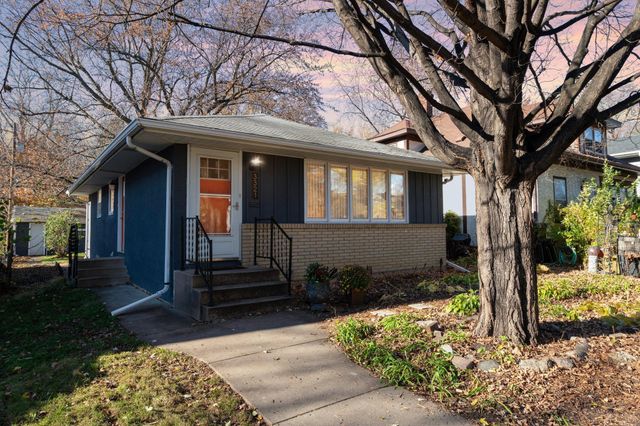 $319,900 | 3321 France Avenue North | Robbinsdale