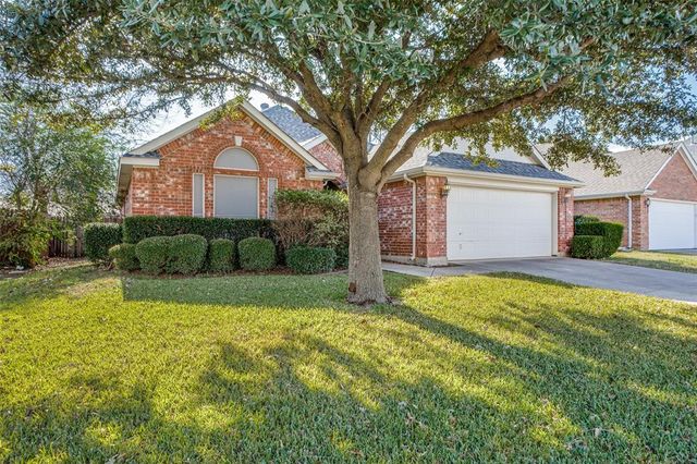 $330,000 | 5040 Roundtree Court | Haltom City