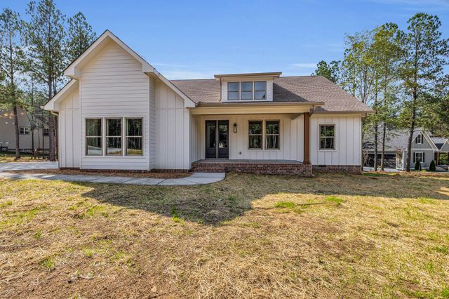 $675,000 | 405 Boone Pass