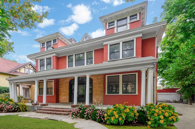 $2,450,000 | 130 Lincoln Road | Prospect Lefferts Gardens