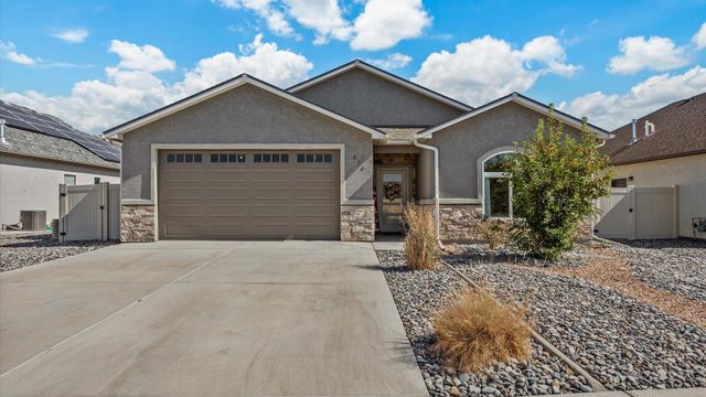 $409,900 | 574 Red Cedar Way | Grand Junction