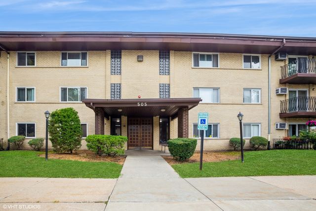 $239,900 | 505 South Cleveland Avenue, Unit 304 | Arlington Heights