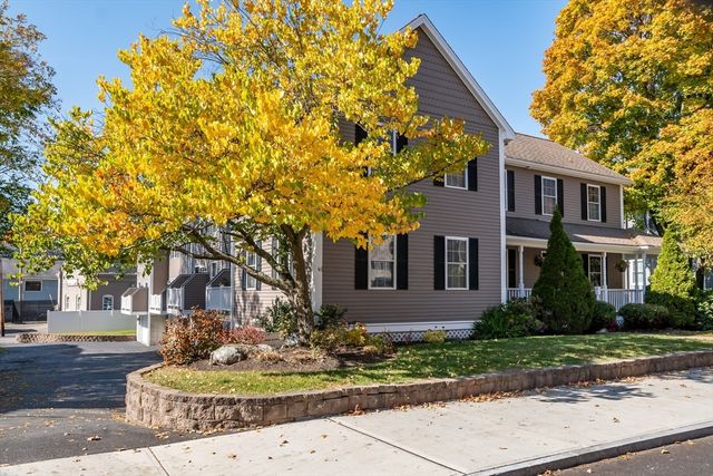 $739,000 | 40 North Main Street, Unit 4 | North Natick