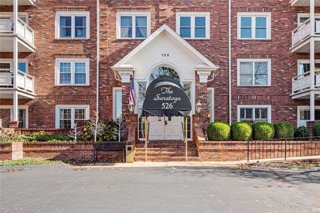 $289,000 | 526 Sarah Lane, Unit 33 | Creve Coeur