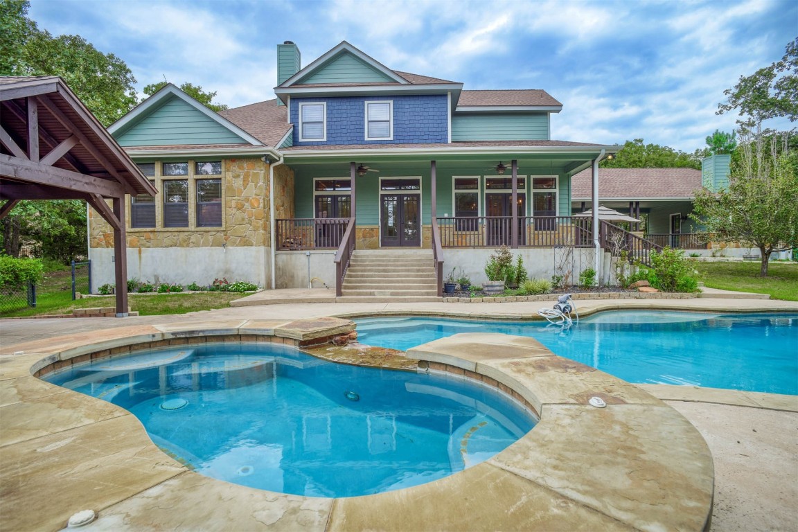 Private home retreat with pool and spa