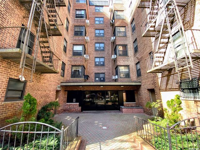 $219,000 | 90-09 Northern Boulevard, Unit 605 | Jackson Heights