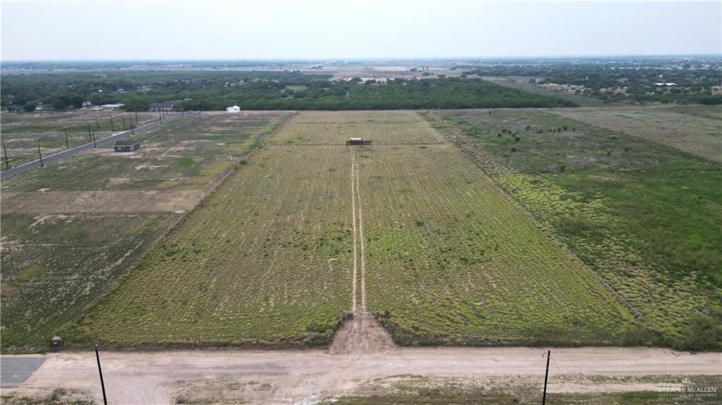 an aerial view of a yard