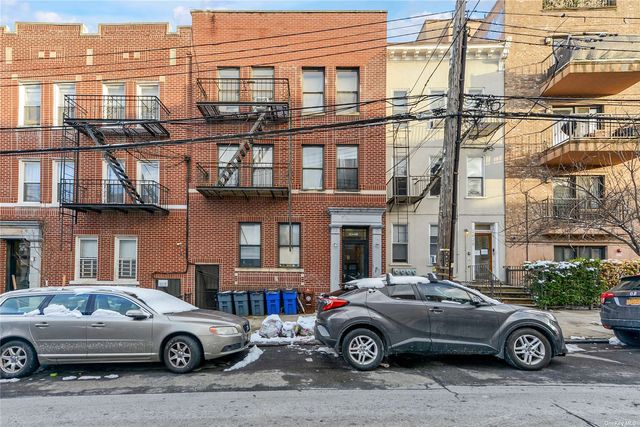 $1,600,000 | 26-21 30th Street | Astoria