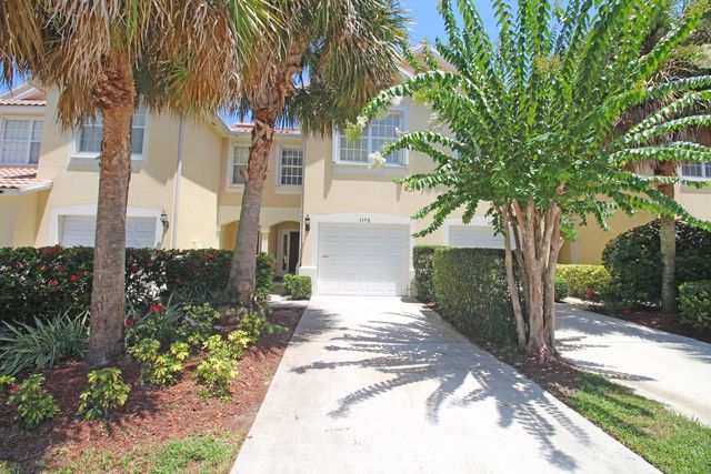 $399,000 | 1173 Pinewood Lake Court | Greenacres