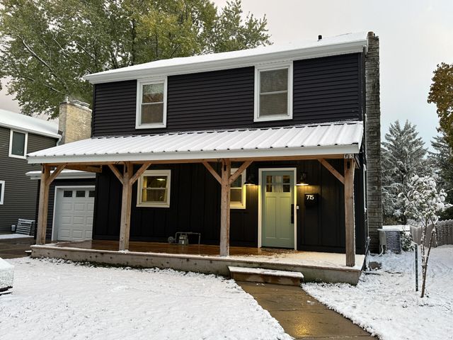 $510,000 | 715 East Washington Street | Oconomowoc Heights