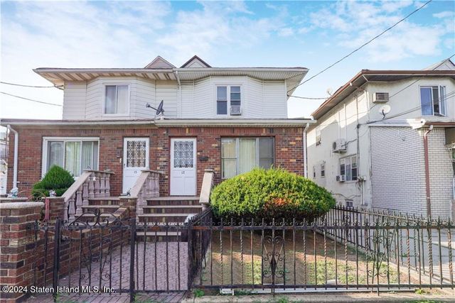 $1,359,000 | 17 Highlawn Avenue | Gravesend