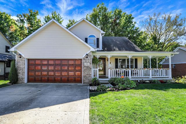 $389,900 | 3021 Buckmoor Parkway | Buckmoor Manor