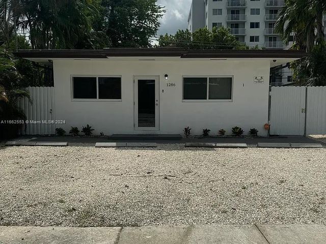 $2,850 | 1286 Northeast 109th Street, Unit 2 | Biscayne Shores