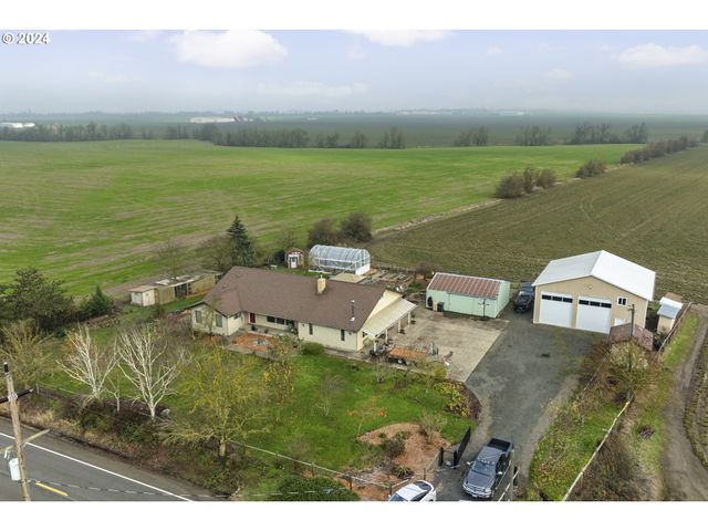 $800,000 | 21301 Powerline Road