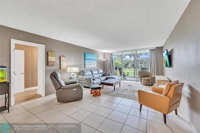 $324,900 | 905 Cypress Terrace, Unit 205 | Palm Aire