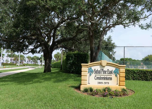 $2,100 | 2975 Southwest 22nd Avenue, Unit 2080 | Sabal Pine East Condominiums