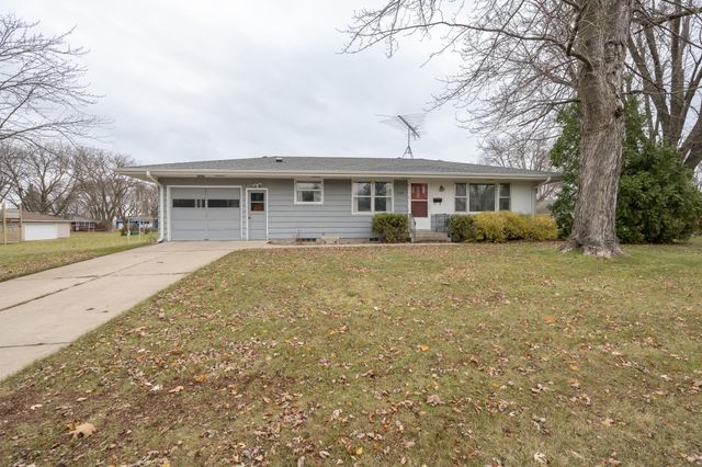 $255,000 | 409 4th Street Northeast | New Prague