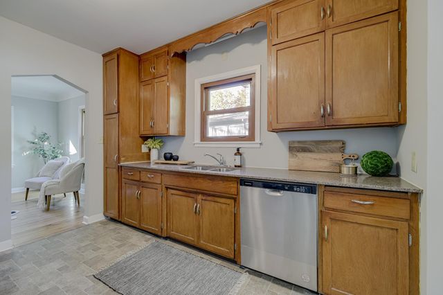 $255,000 | 3620 North Sheridan Avenue | Cleveland - Hennepin County