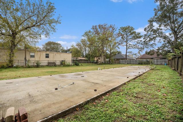 $1,000 | 2717 Flowers Street | Golden Acres