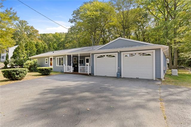 $425,000 | 453 Lake Washington Drive | Glocester