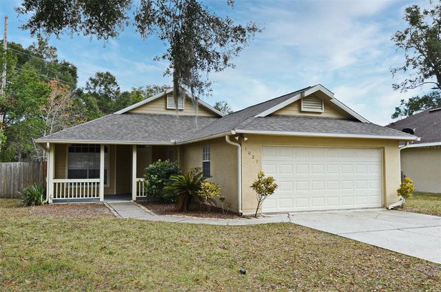 $359,900 | 1027 Royal Oaks Drive | Apopka