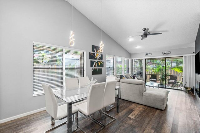 $529,000 | 21687 Cromwell Circle | Southwest Boca Raton