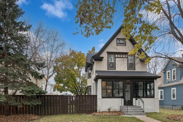 $549,900 | 3220 Minnehaha Avenue | Longfellow