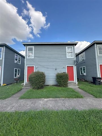 $144,900 | 3102 Brackenridge Street | Northside Village