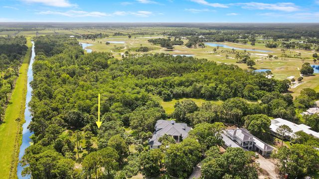 $795,000 | 18001 Southeast Old Trail Drive West