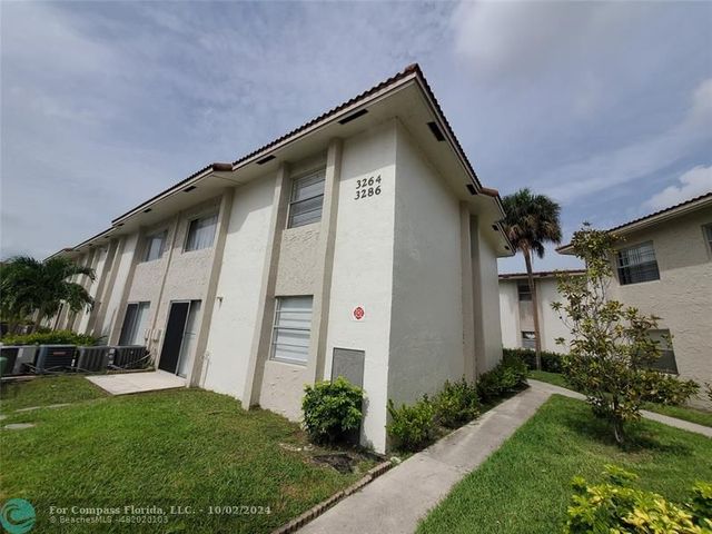 $1,790 | 3278 Coral Ridge Drive, Unit 3278 | Westchester