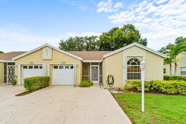 $299,000 | 3529 Mill Brook Way Circle | Greenacres